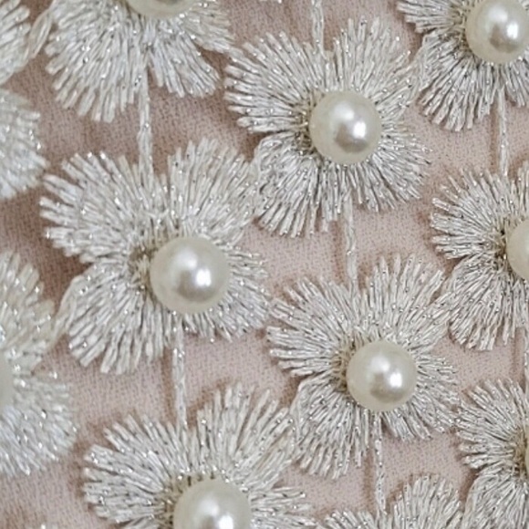 NWT - Elliatt x BHLDN Champagne Pearls Metallic-Lace Wedding Mini Shift dress - Picture 7 of 9